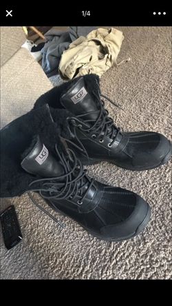 Men’s uggs size 11