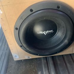 Skar Subs With Speaker Box
