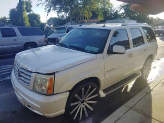 05 cadillac escalade