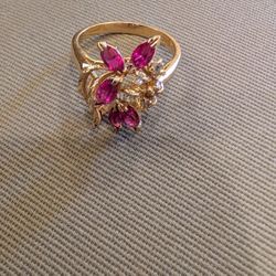 Lovely Gold  18 K Gold Electroplate And Pink Rhinestone Ring