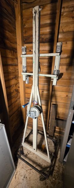 Mechanical freight lift Vermette (USA)