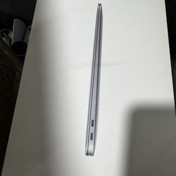 Brand New Macbook 13 