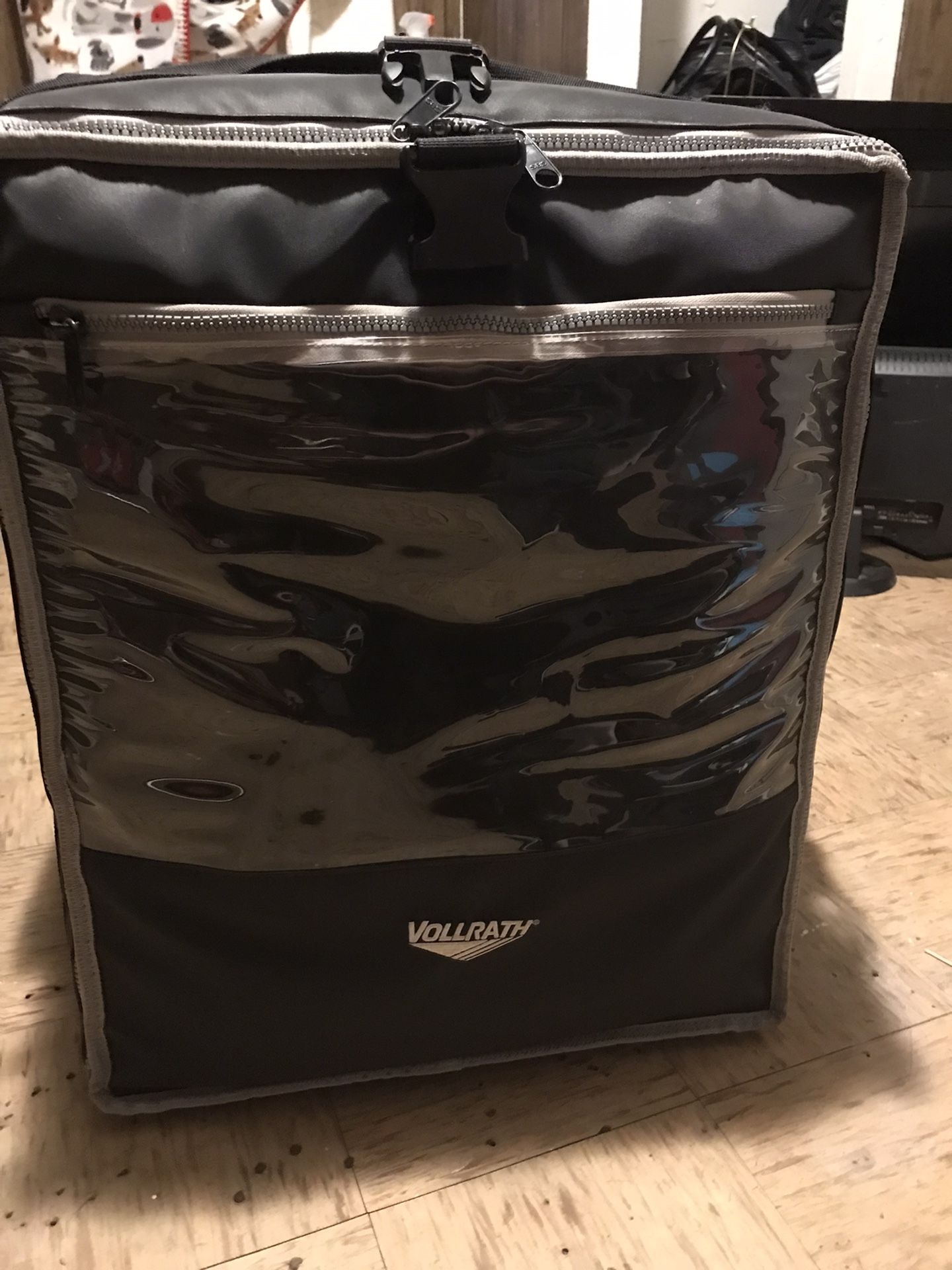 vollrath food carrier