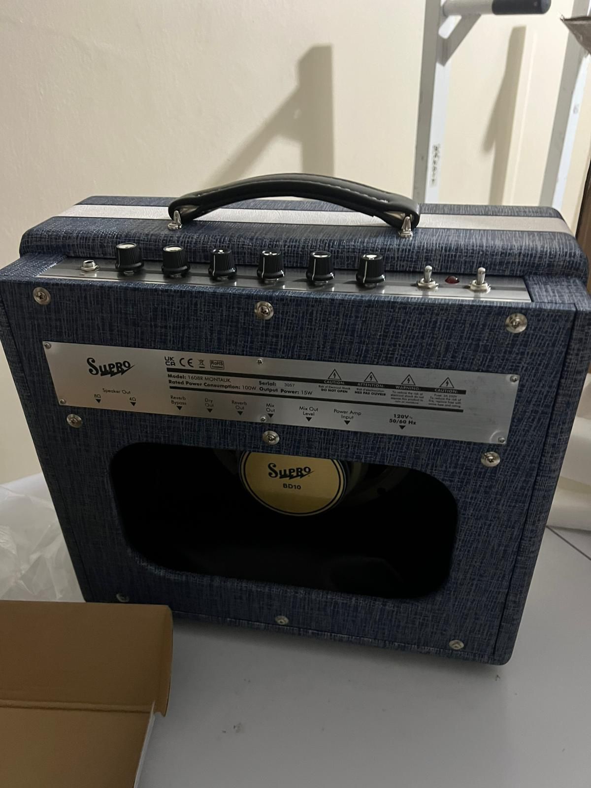 Supro Amp