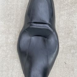 2008-2020 OEM Harley-Davidson Street Glide Touring Seat P52320-11
