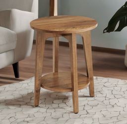 Honey Brown Round End Table – Barely Used, Great Condition