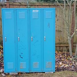 Lake Tapps Metal lockerset $100 OBO
