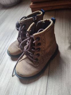 Free Tommy Hilfiger toddler girl boots