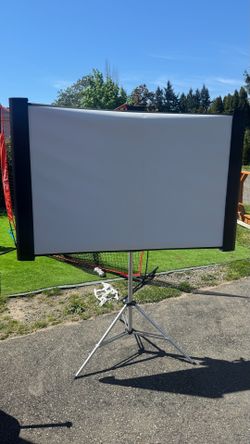 Accolade DUET ELPSC80 projector screen
