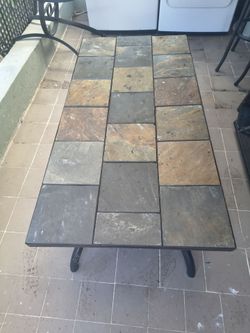 Patio tables in excellent