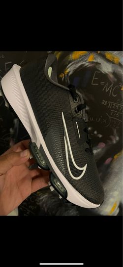 Golf shoes