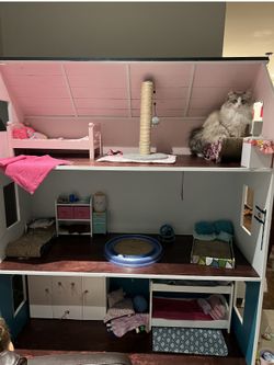 Dollhouse for 18” dolls for Sale in Bothell, WA - OfferUp