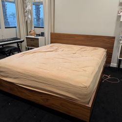 Platform Bed Frame - Queen Size