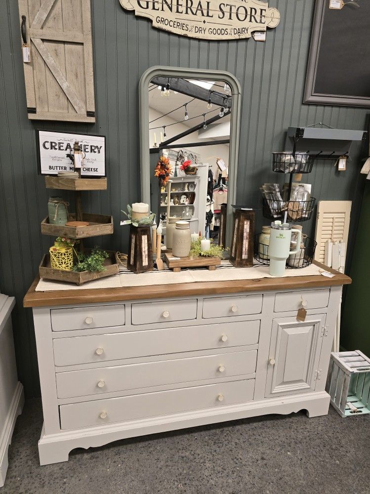 Refinished Dresser / Buffet off-white