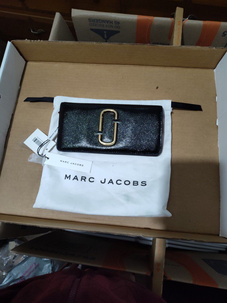 Marc Jacobs Wallet $125 OBO