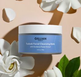New Gillian Cosmetics Tsubaki Facial Cleansing Balm includes a 3.5 fl. oz. jar and original box.