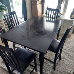 Nice dining room table Set