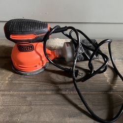 Black And Decker Orbital Sander - Wired