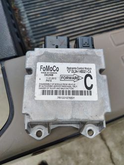 2014 Ford F150 Restraints Control Module 