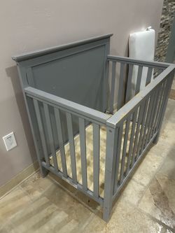 Baby crib mini