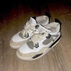 Military 4s
