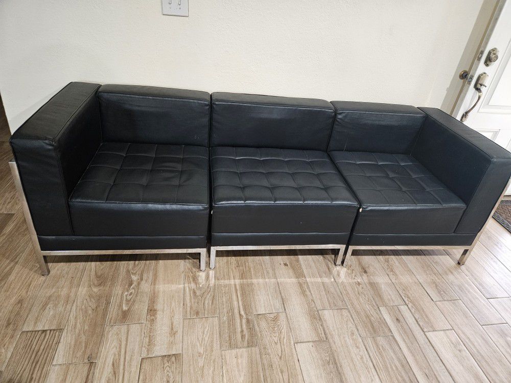 Black Faux Lether Couch 