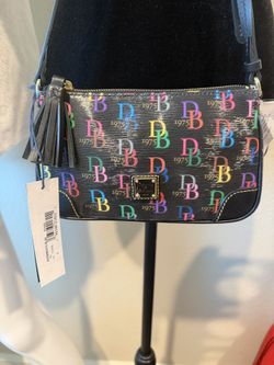 Dooney & Bourke