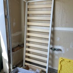 Kid Bed + Bed Frame Set 