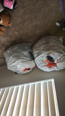 Take each bag for 120 sizeds in clothes small brand new