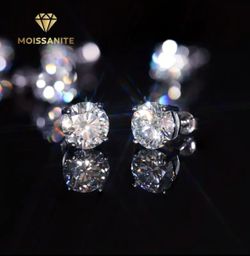 Moissanite Stud Earrings  S925 White Gold