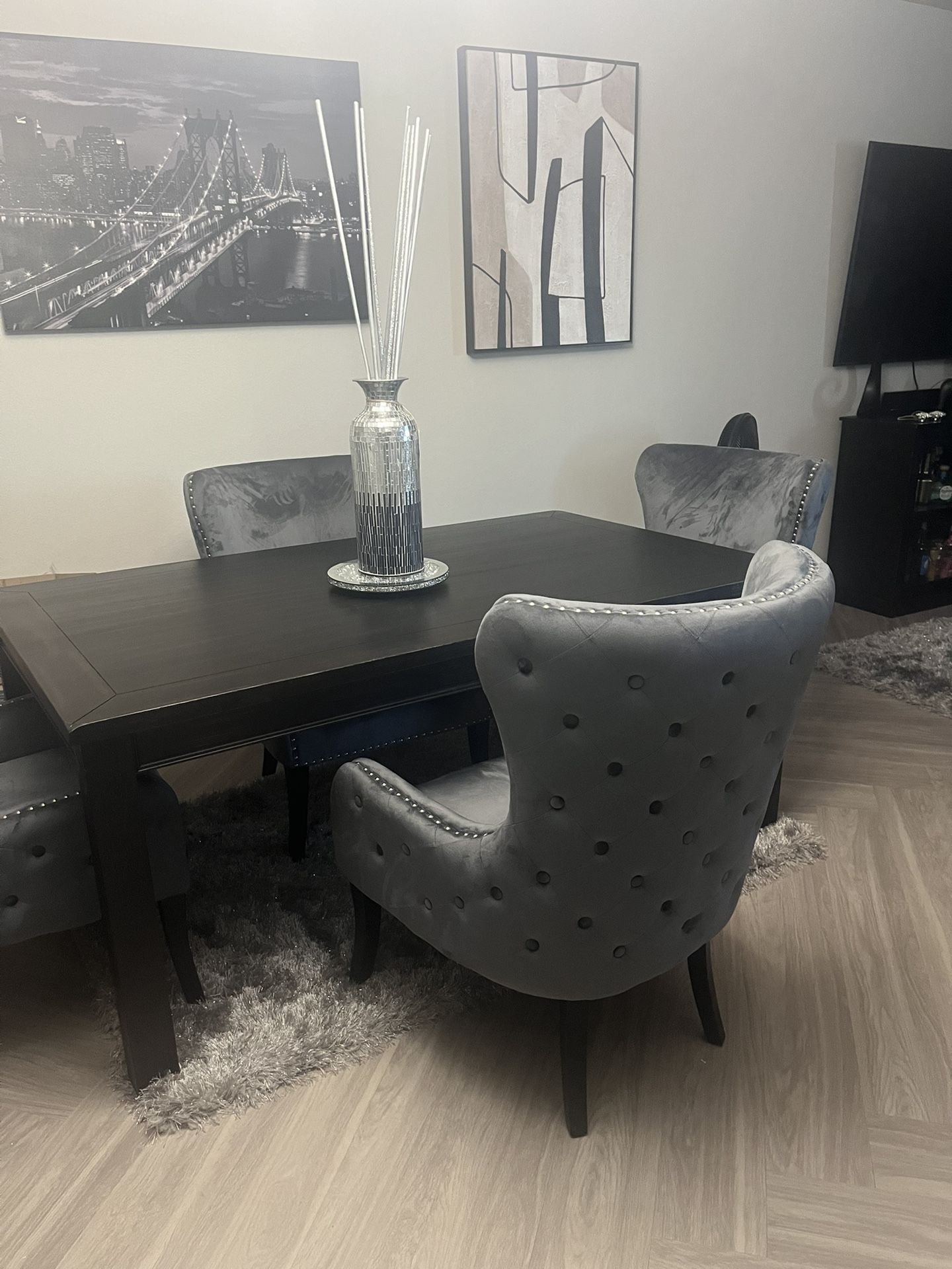 Beautiful Table And Chairs 