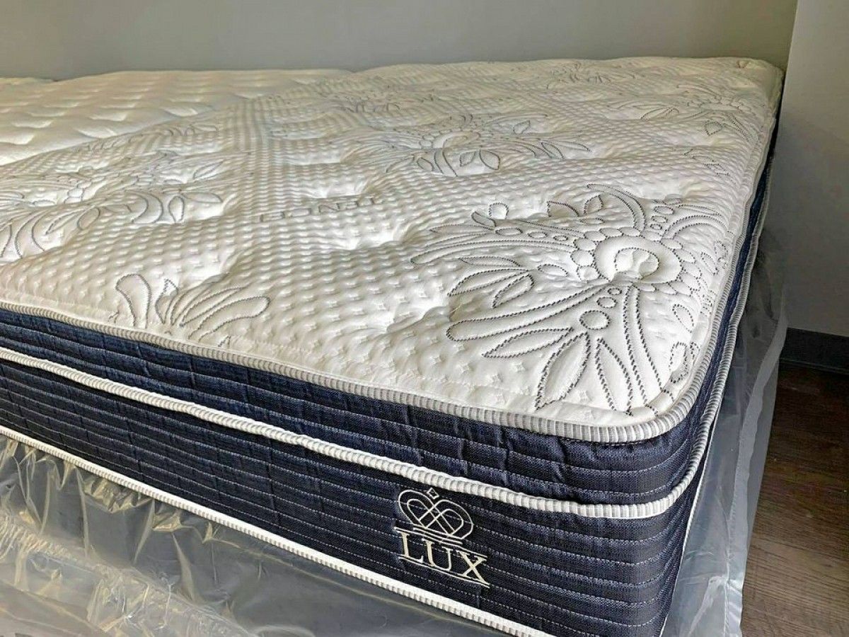 New Queen Pillowtop *Mattress* Set Only 39 Down