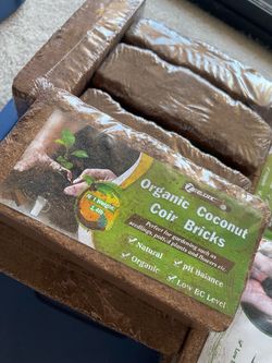 10 Organic Coconut Coir Bricks 1.4lb