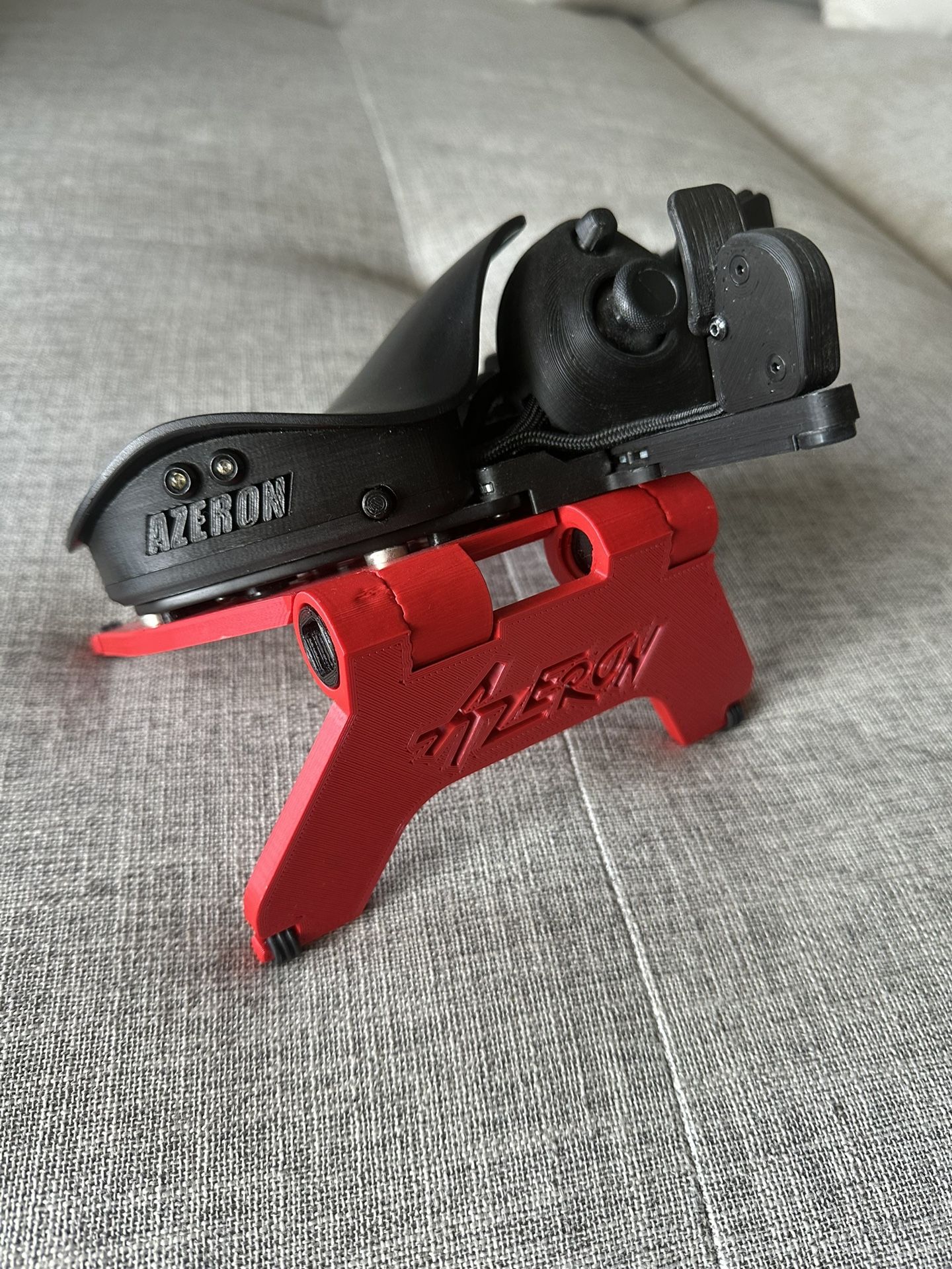 AZERON Compact Gaming keypad - perfect for Xim Programmable Gaming Keyboard for PC & Console Gaming WITH STAND.