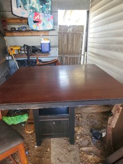 Bar Height Table And Chairs