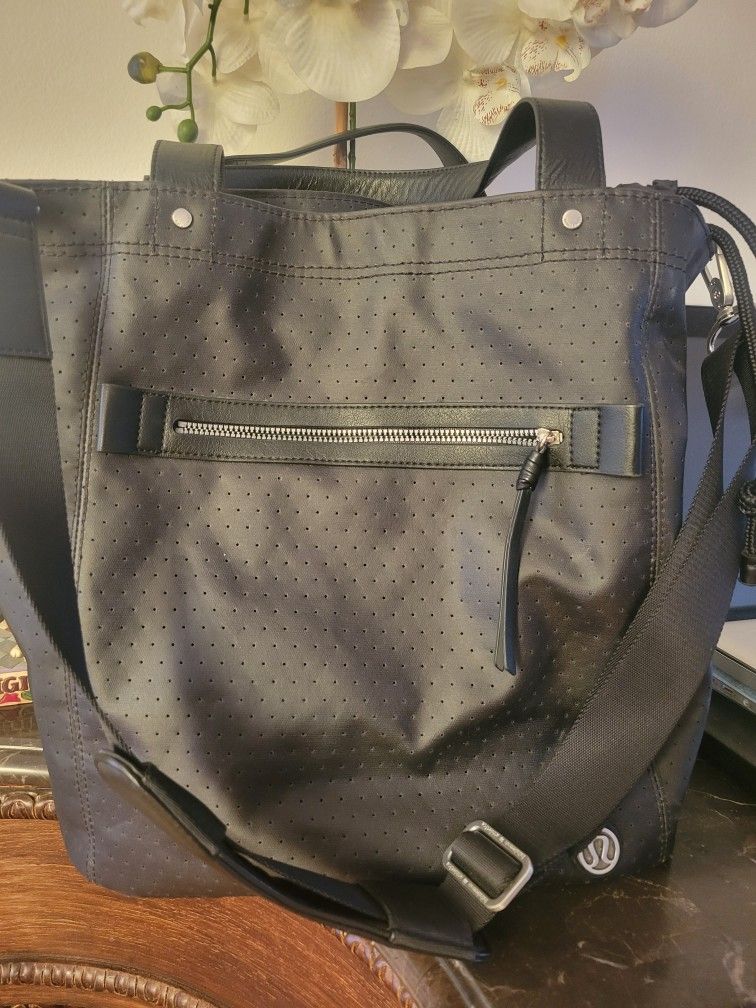 LululemonlTote