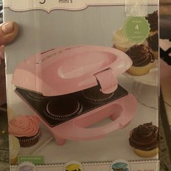 Mini cupcake maker