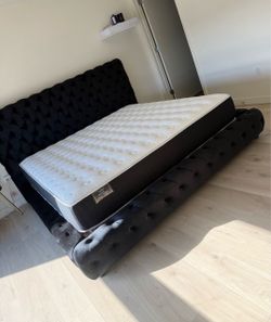 New king bed frame with mattress