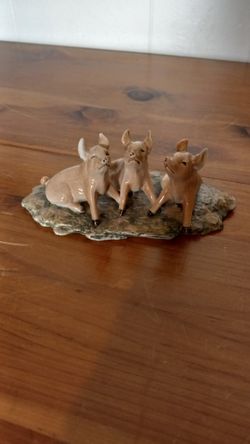 Vintage Virgilio Bindi Capodimonte “Three Pigs” Figurine – Made in Italy – Rare, Perfect Condition
