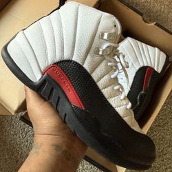 Jordan 12 Size 8.5