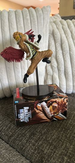 MHA Anime Figure - Hawks