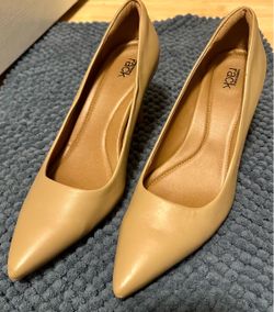 Nordstrom Rack Nude Pointed-Toe Pumps Heels Women’s Size 11
