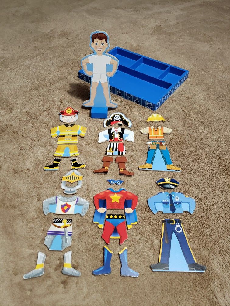Melissa & Doug Magnetic Dress-up toy