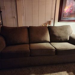 Free Couch With Hide A Bed 