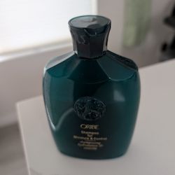 Oribe Shampoo For Moisture And Control