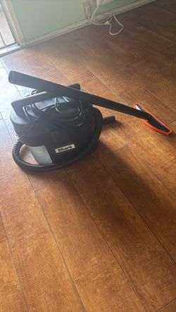 Shark Vacuum (Location North Hollywood)