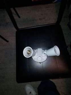 Floodlight fixture