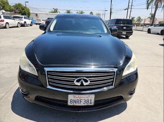 Infiniti M37 2012