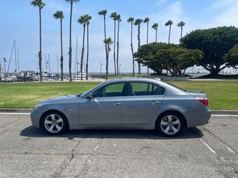 2004 BMW 5-Series 530i