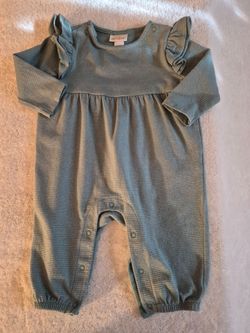 Cat & Jack Baby Girl Ruffle Romper, 0-3 mo, Cat & Jack